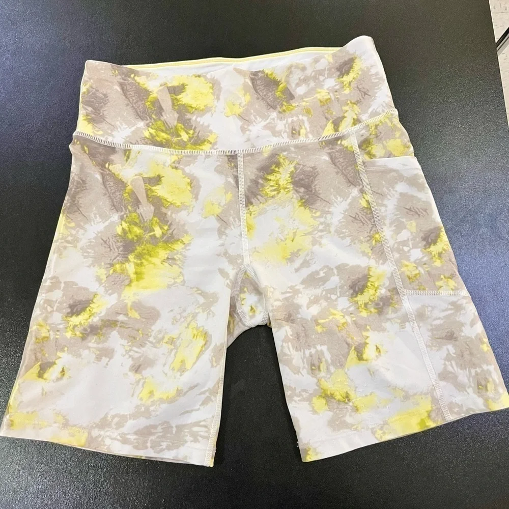 Calvin Klein Performance Wick Biking Shorts and Athleta Sports Size Medium Gift
